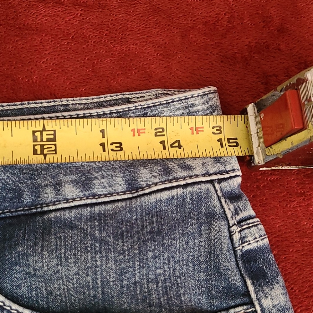 Stone Wash Jean Shorts - Picture 7 of 8